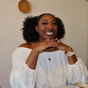 Meet your Posher, Deanna